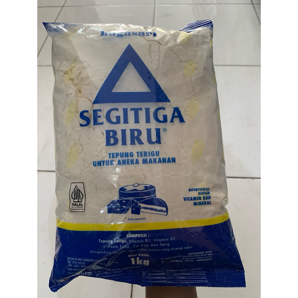 

Tepung Segitiga Biru 1kg