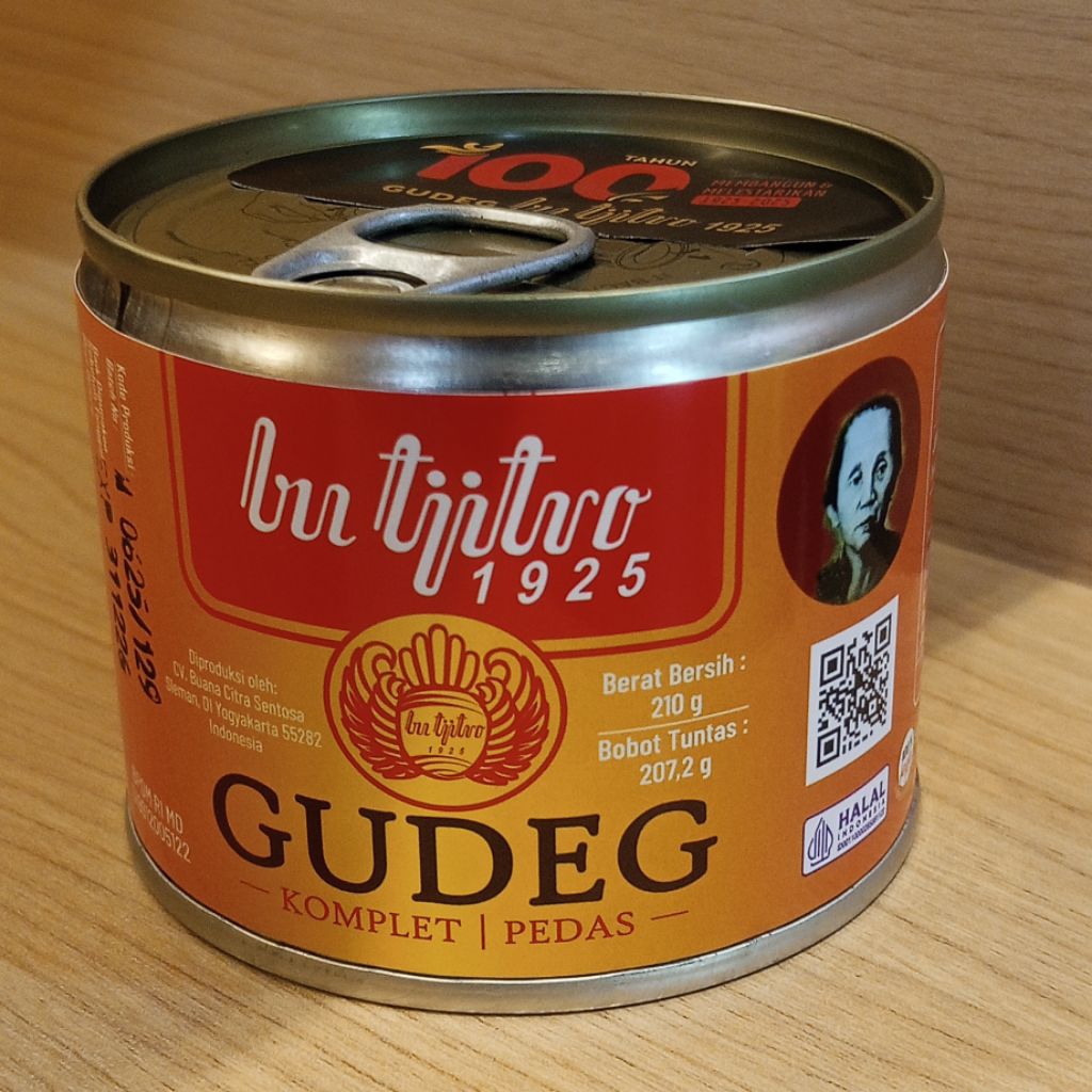 

Gudeg Kaleng Bu Tjitro Komplit Pedas