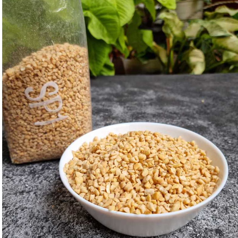 

Kacang Mede Menir Mete Pecah Mentah 1Kg SP1 Mentah