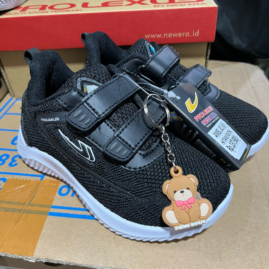 sepatu sekolah pro lexus new era hitam putih