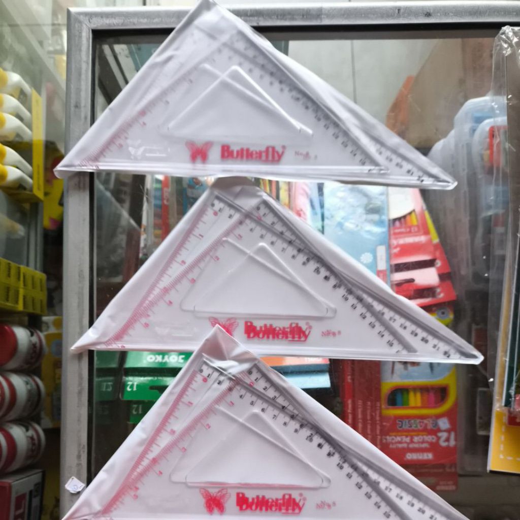 

Penggaris segitiga butterfly