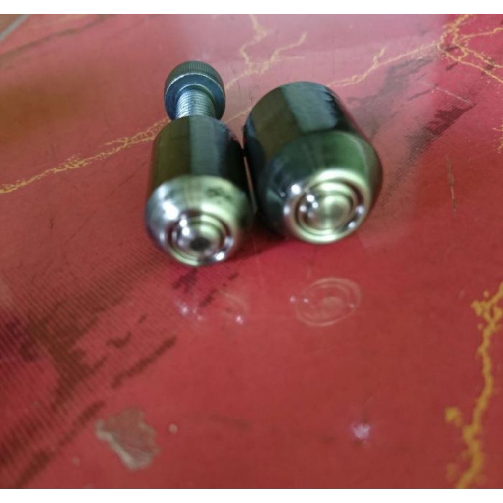 

Alat pemasangan eyelets mata ayam