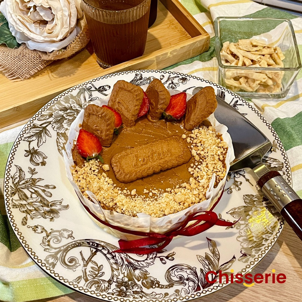 

BASQUE BURNT CHEESECAKE LOTUS BISCOFF