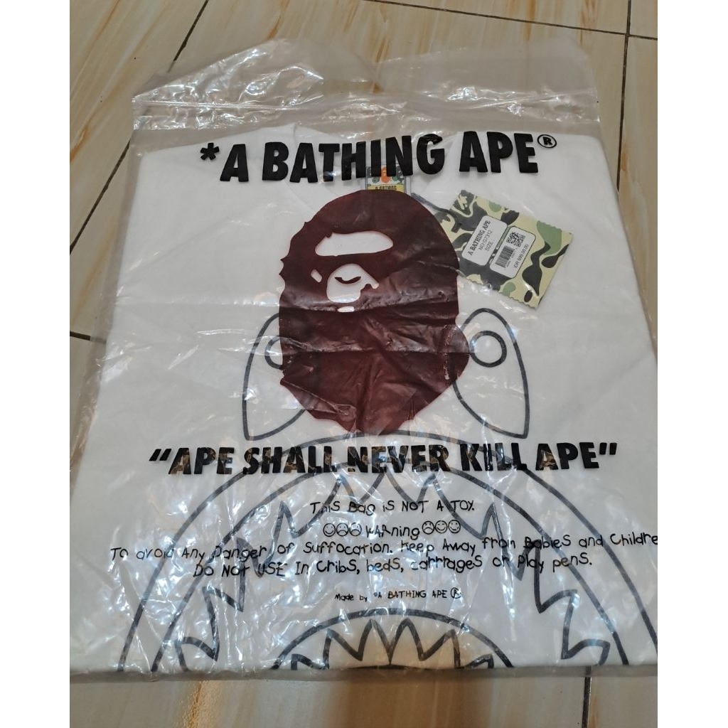 T shirt A Bathing Ape ( BAPE)