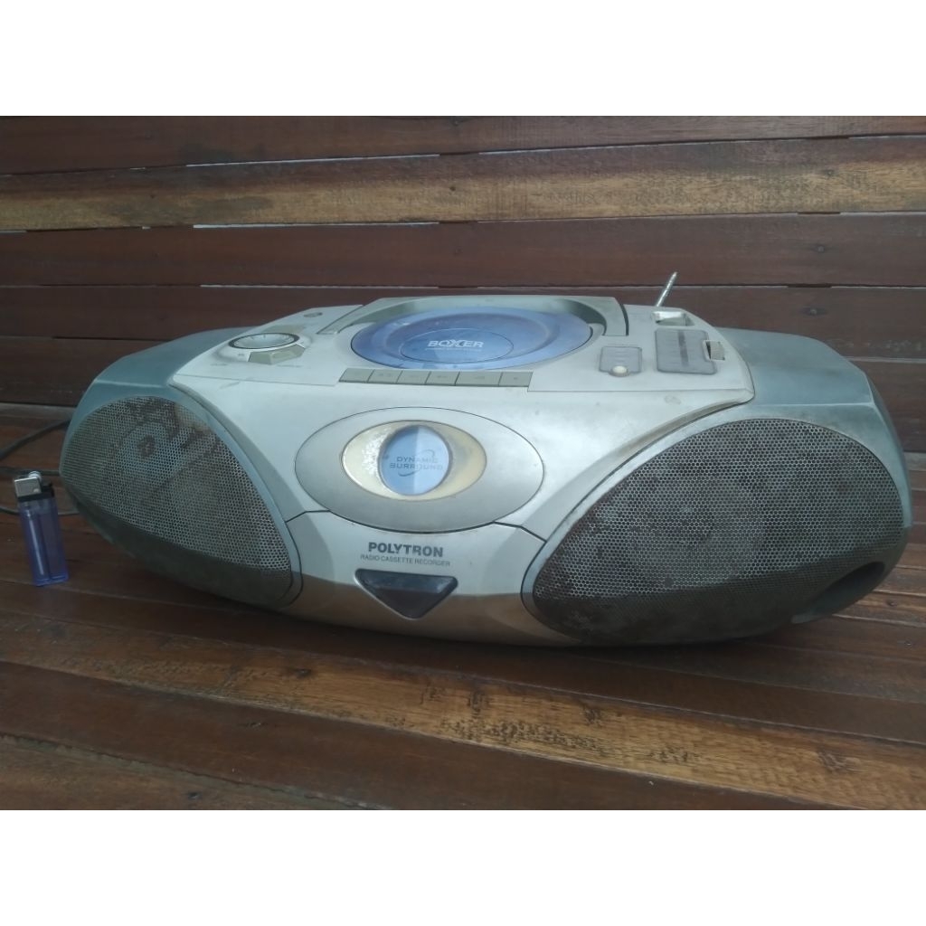 Radio polytron boxer tape nyala