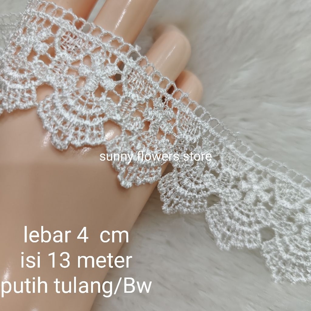 renda giper /renda bordir putih tulang Lebar 4 cm isi 15 yard