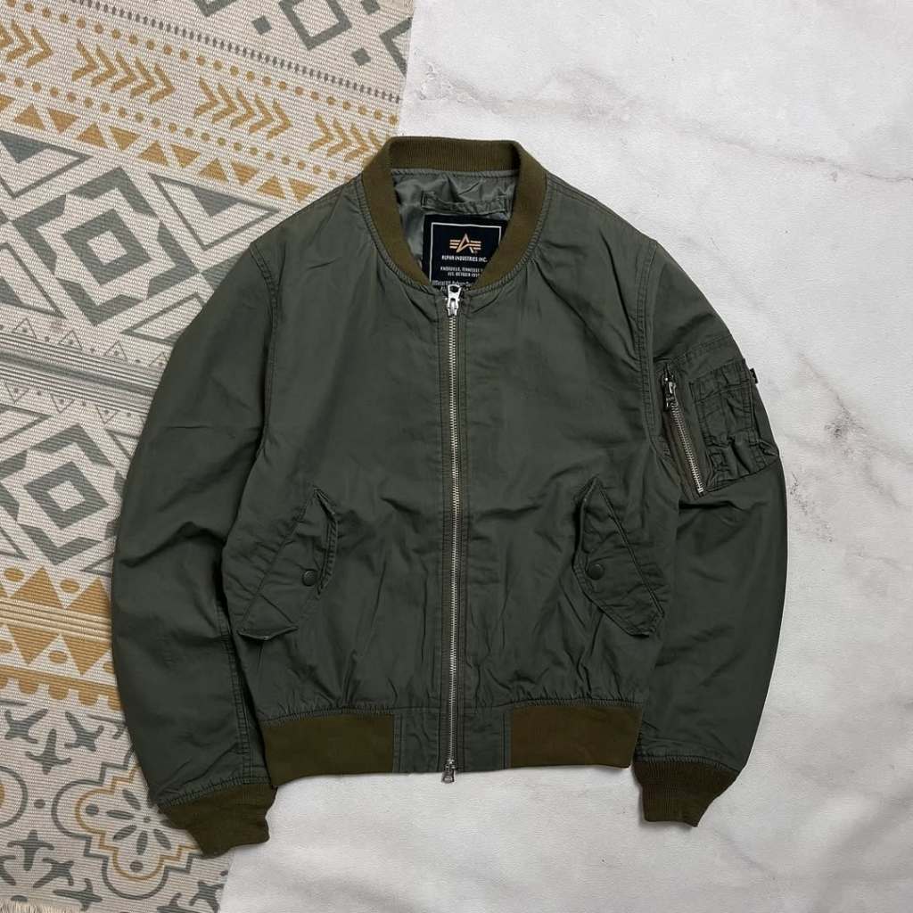 Alpha Industres x Urban Research MA-1 Bomber JKT5116