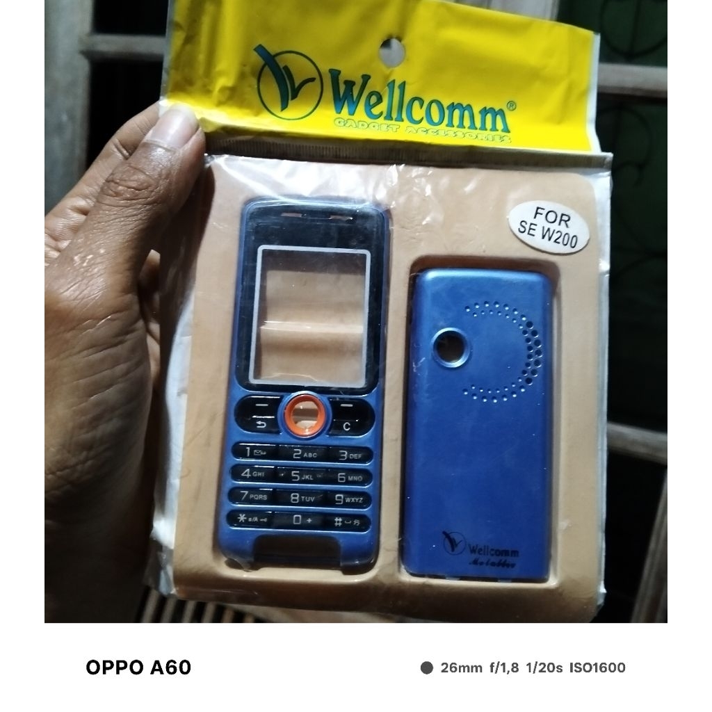 Casing sony ericsson W200, K550 Metallic