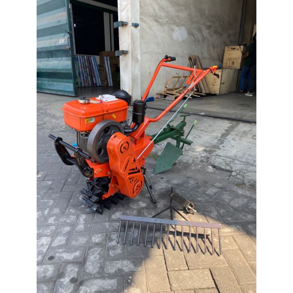 CULTIVATOR KENZA 180CWD DIESEL 8PK TRAKTOK KENZA BAJAK TANAH RODA TANK