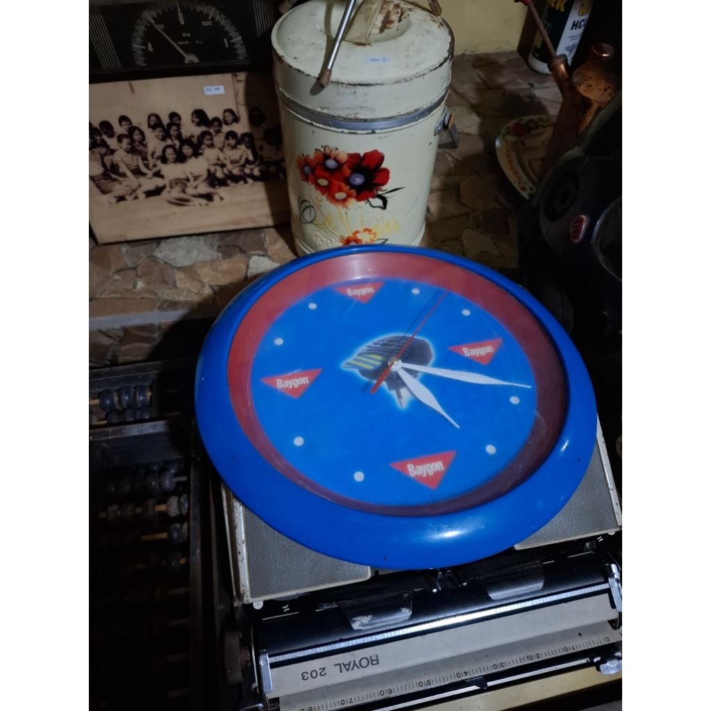 Jam dinding iklan 60rb  jadul antik lawas kuno display vintage mati