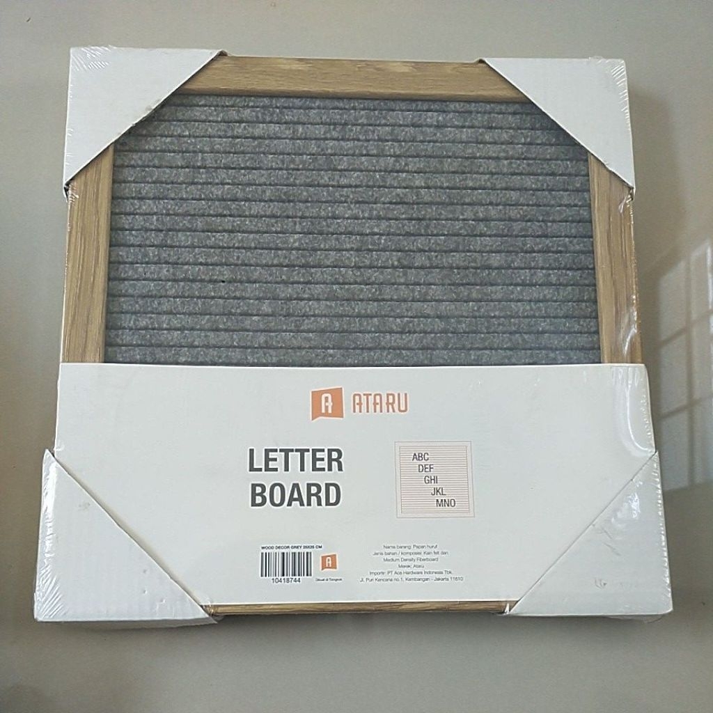 

Papan nama / papan tempel letter board 25 cm x 25 cm free angka & huruf warna grey