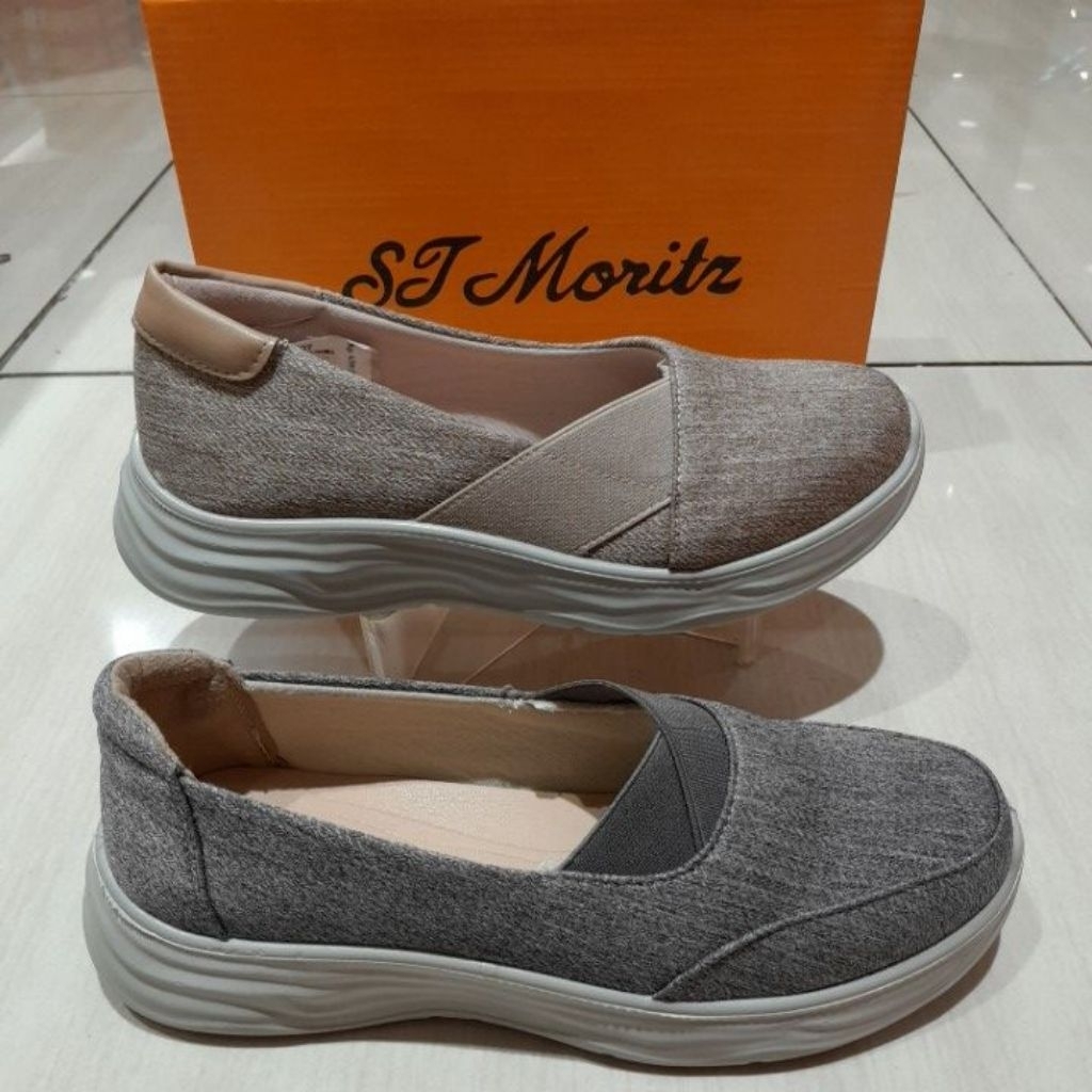 sepatu wanita ringan by brand matahari ST.MORITZ