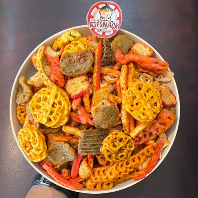 

KRUPUK SEBLAK MIX VIRAL PREMIUM MAKANAN RINGAN CAMILAN /OLEH OLEH KERIPIK/ KRIPIK LEZAT GURIH BERGIZI