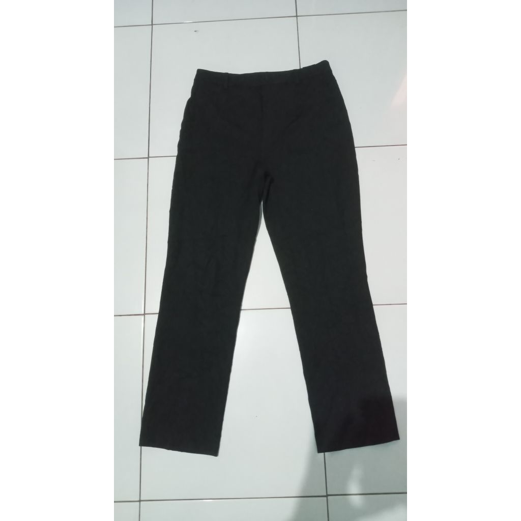 Uniqlo work size 28/29(baru)