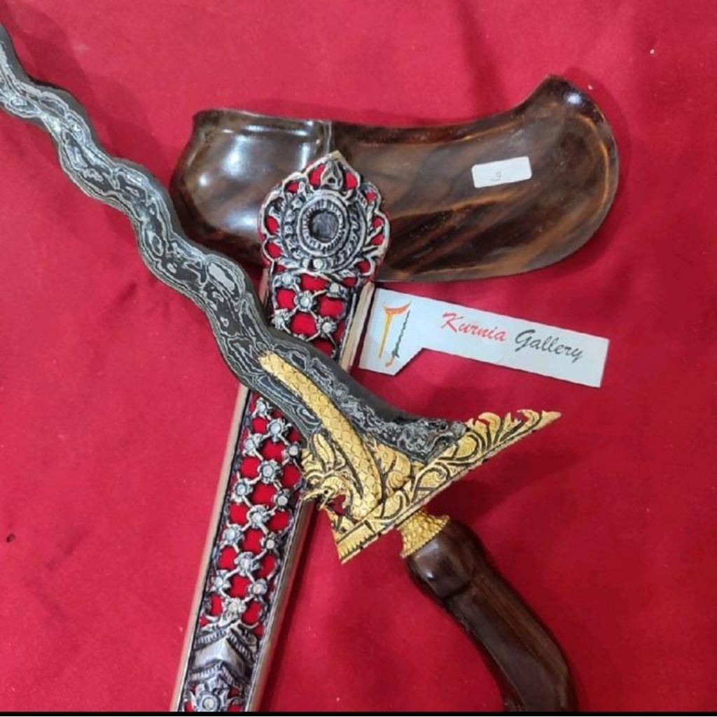 Keris Nogo Siluman kinatah Alusan