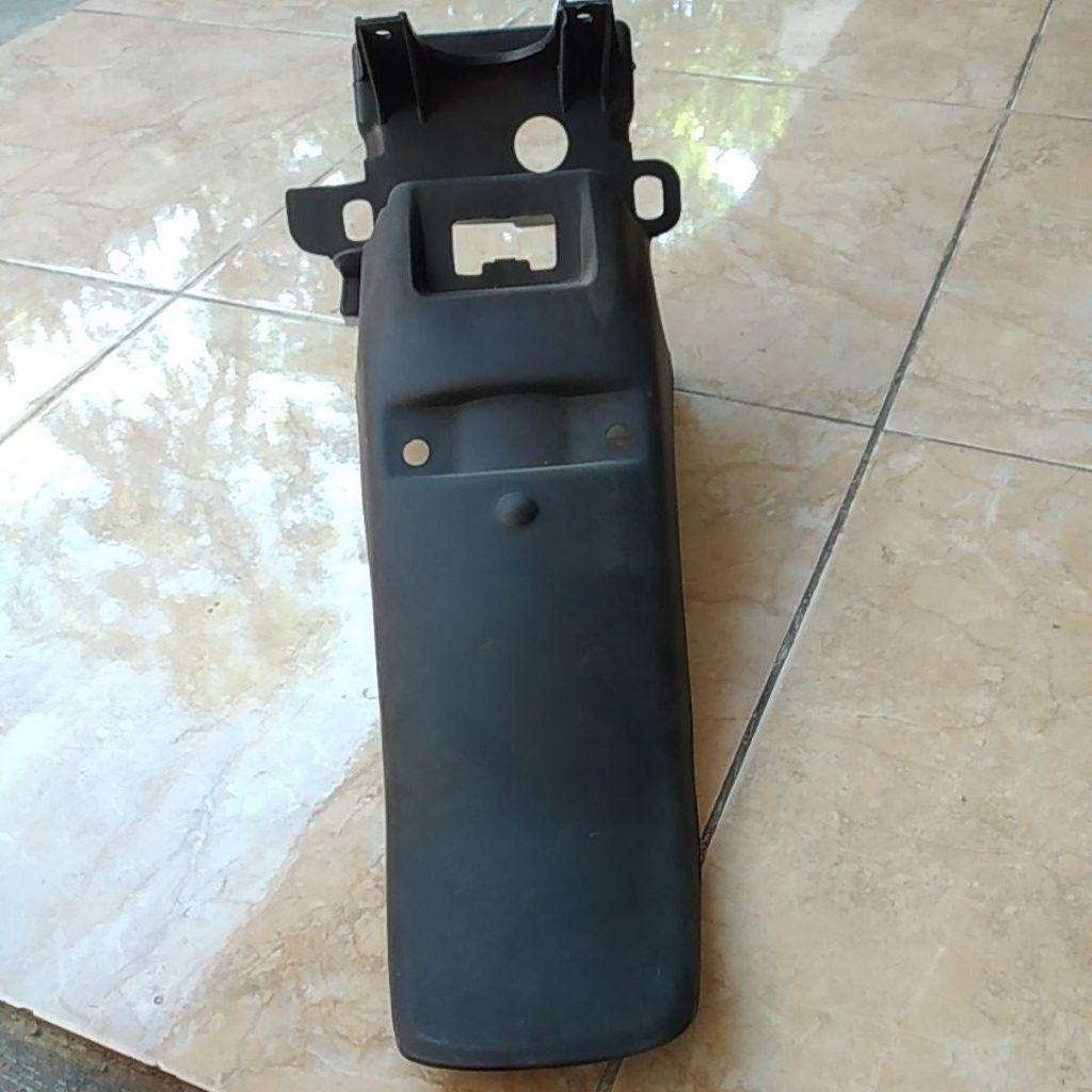 selebor belakang sepeda motor supra .supra x