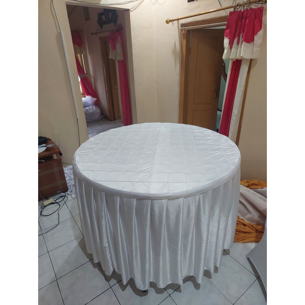 COVER MEJA BULAT PAKE BUSA / TAPLAK MEJA BULAT / COVER MEJA HOTEL