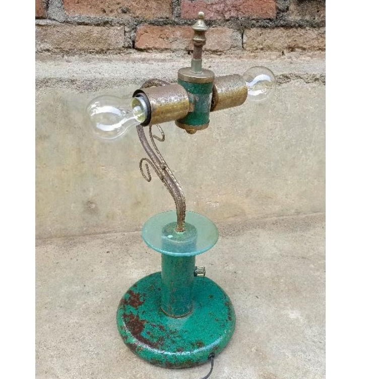 lampu duduk vintage antik jadul