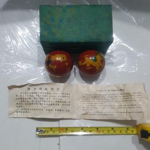 

Bola Duri Magnet Terapi Kesehatan NAGA PIJAT BEL BALL MAGNIT TANGAN