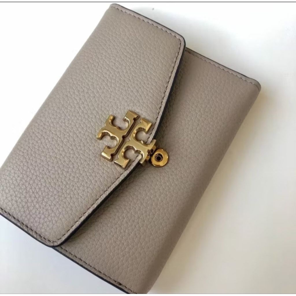 8840 TB Original ladies wallet. Three fold wallet. Hand take the wallet card package. Coin purs...