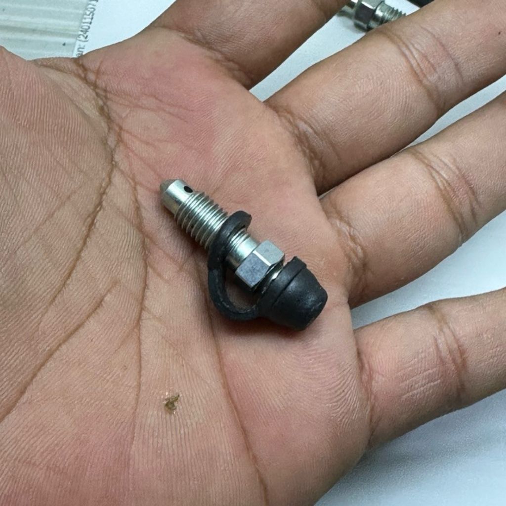 Baut Nepel Setelan Angin Kaliper Yamaha Mio Soul Xeon Jupiter Vixion DLL