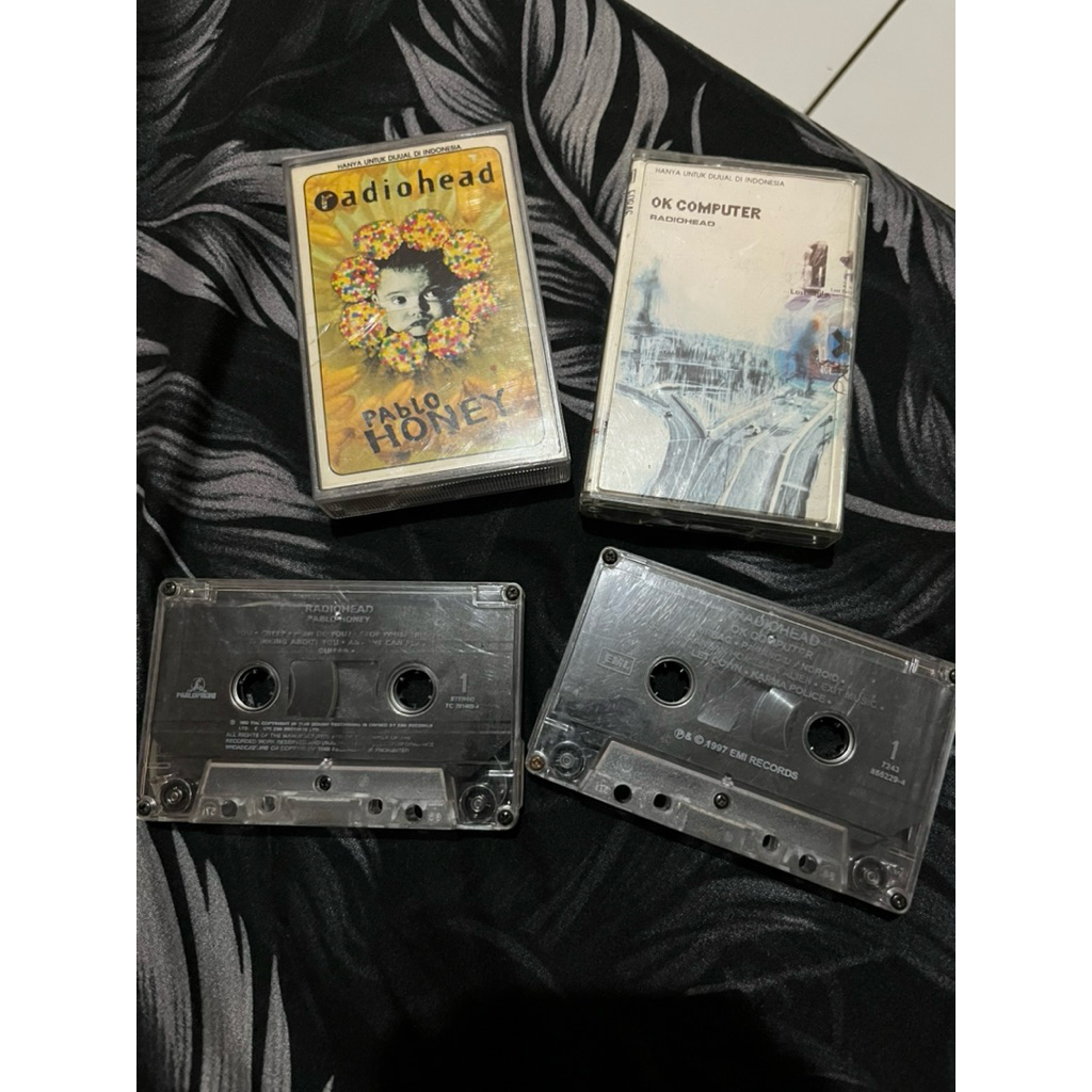 Paket Kaset Pita RADIOHEAD OK COMPUTER & PABLO HONEY