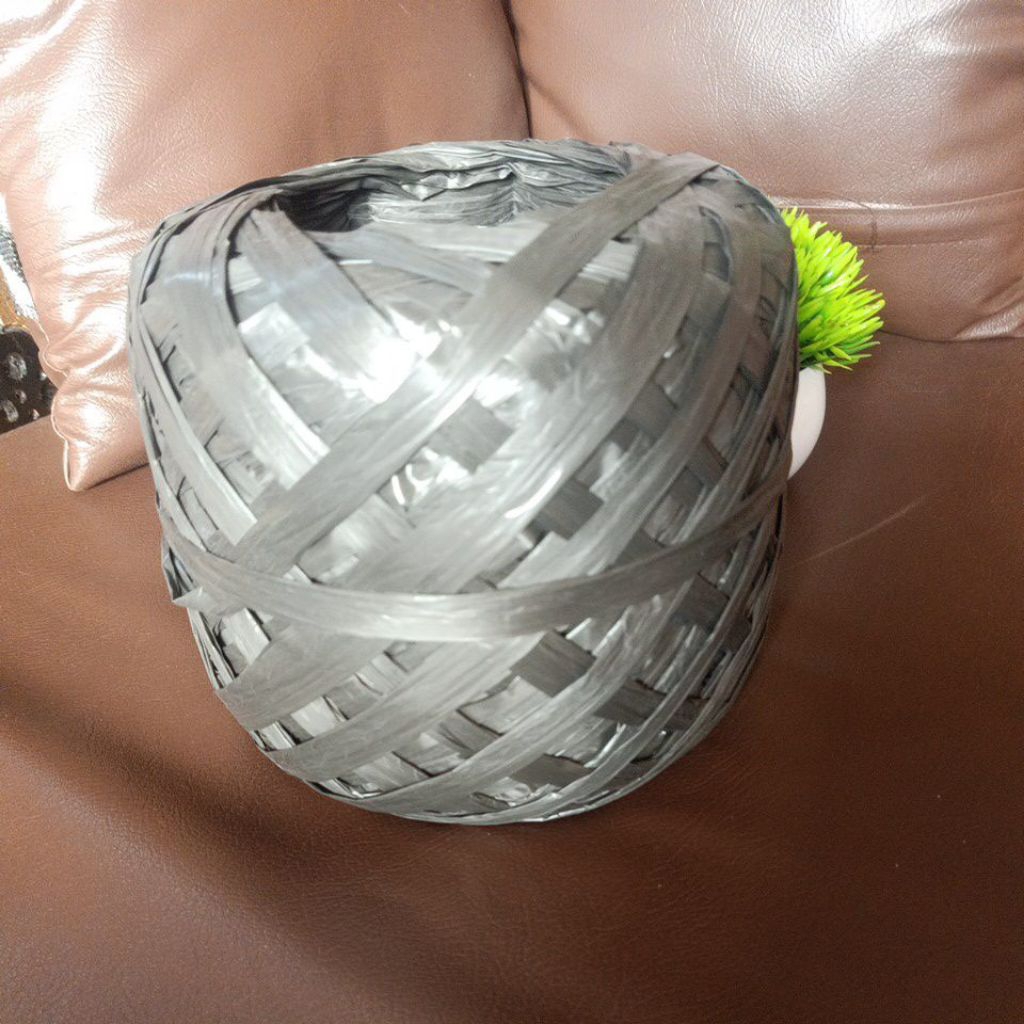 

TALI RAFIA HITAM PADAT 5,5 ons