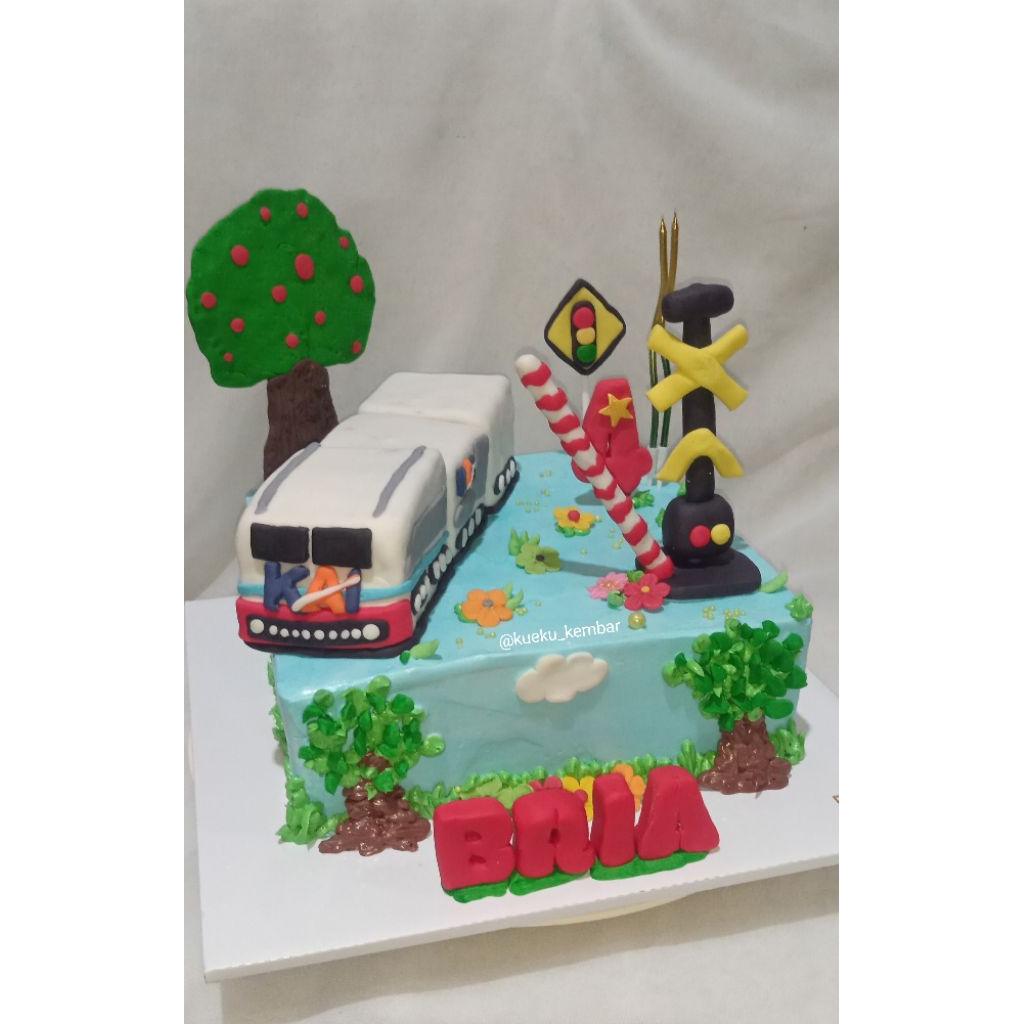 

kue ulang tahun kereta api KAI