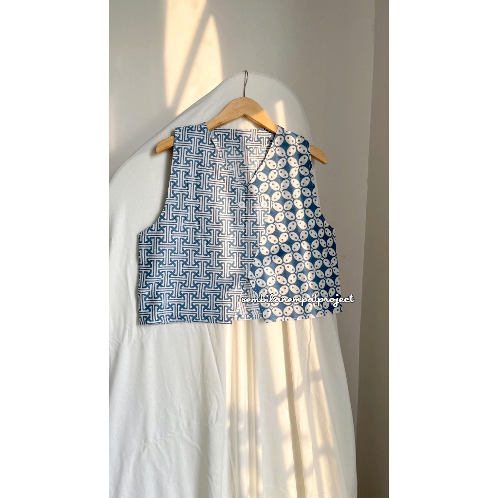 MANDA VEST / VEST BATIK / ROMPI WANITA / ROMPI MERAH PUTIH