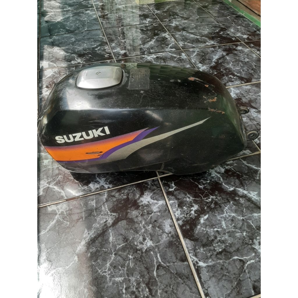 Tangki Tengki Suzuki A100 ECONOS Original Copotan