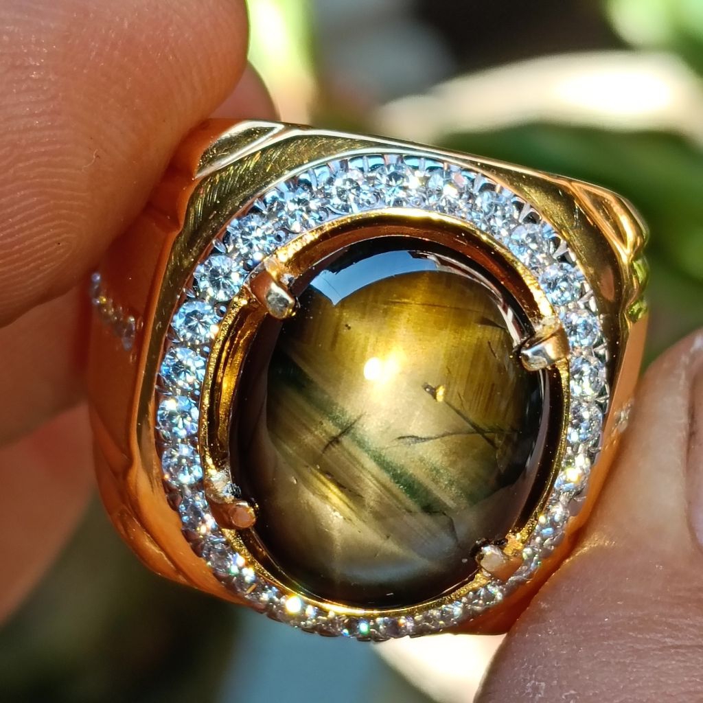 golden sapphire double star sapphire