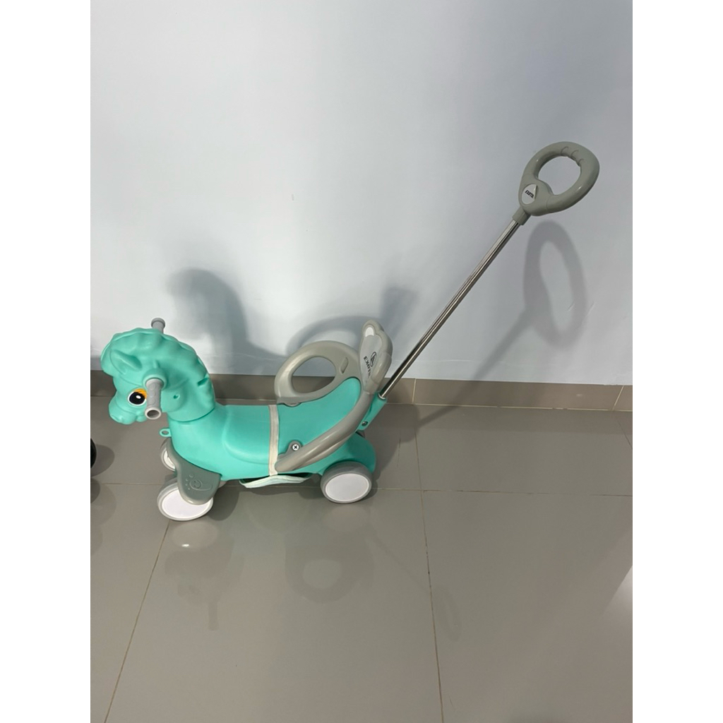 sepeda dorong sepeda ayunan sepeda roda 4 mainan kuda kudaan
