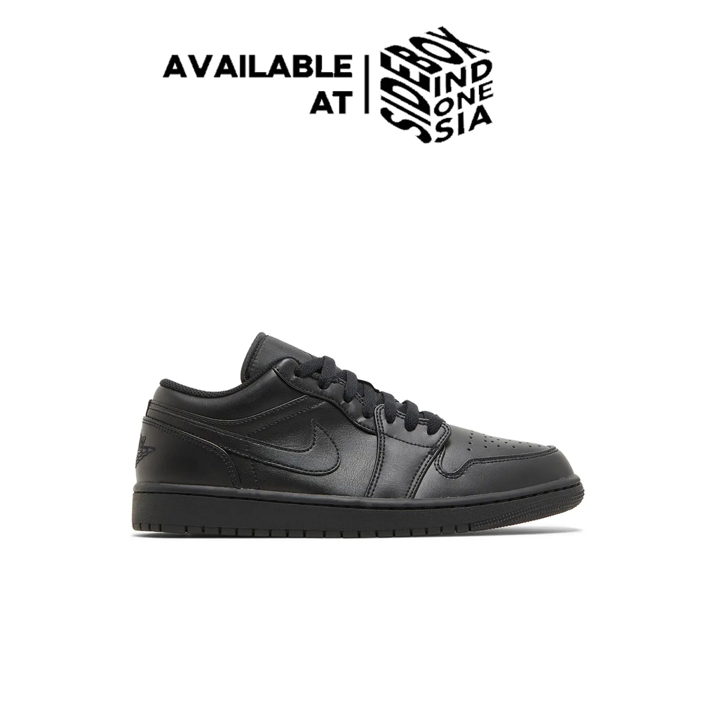 sepatu sneakers 'Air Jordan 1 Low Triple Black'