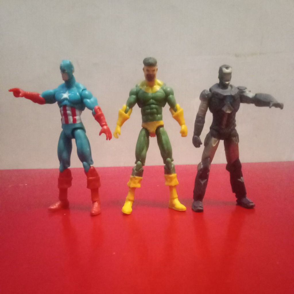 Captain America, Thunderball, Iron Man scale 3,75 "