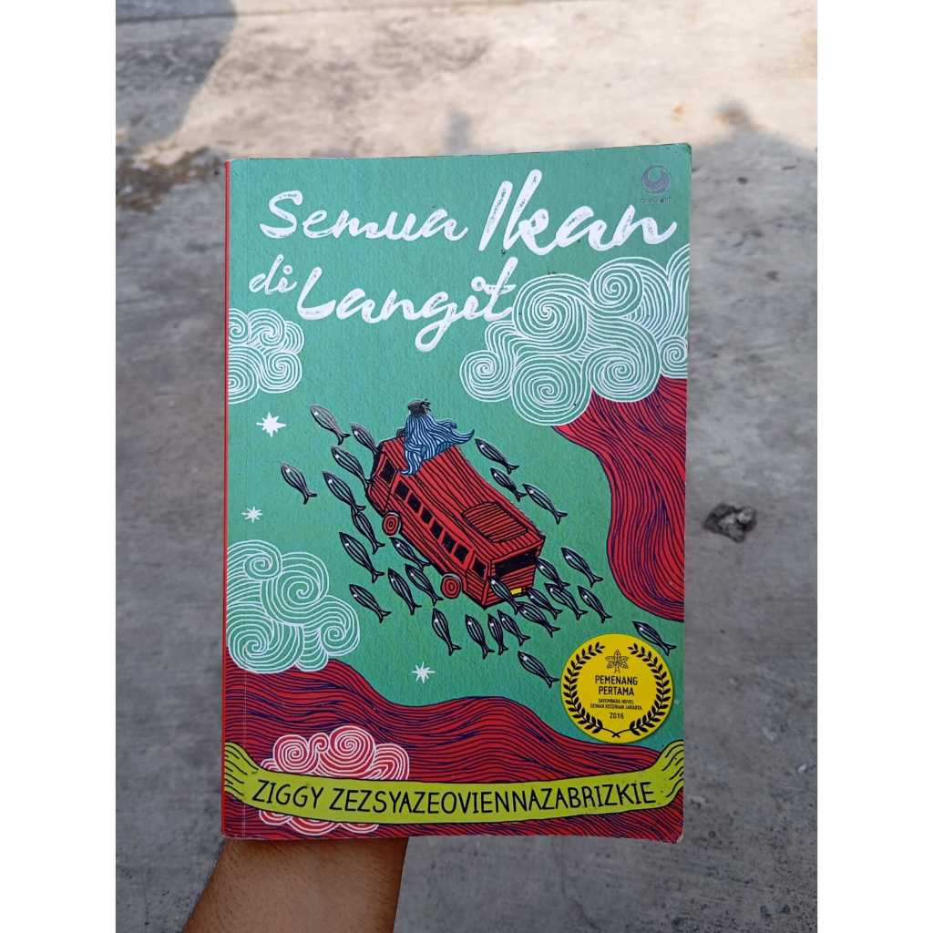 Semua Ikan di Langit