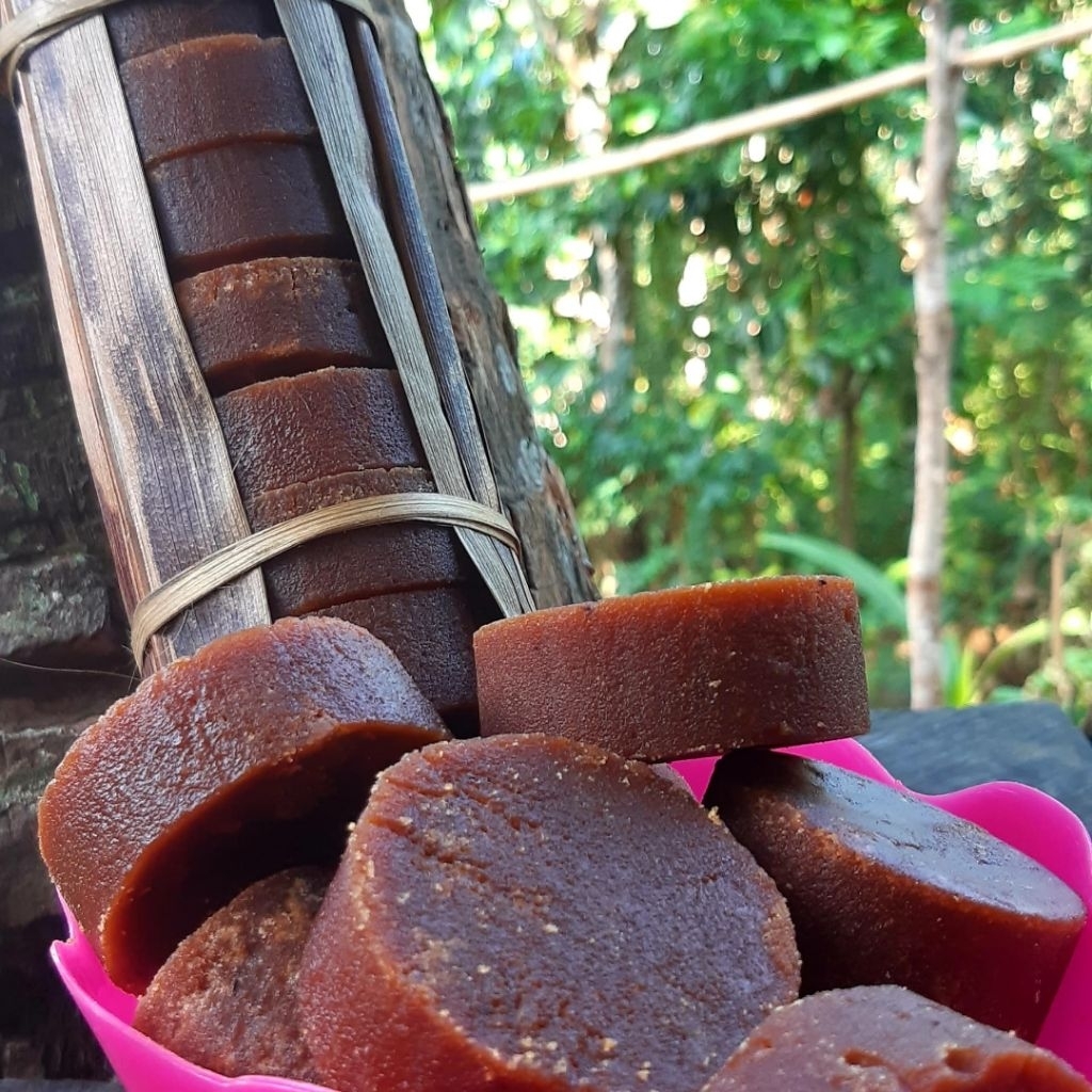 

GULA AREN MURNI bungkus daun langsung dari petani aren cianjur asli nira tanpa campuran bahan kimia