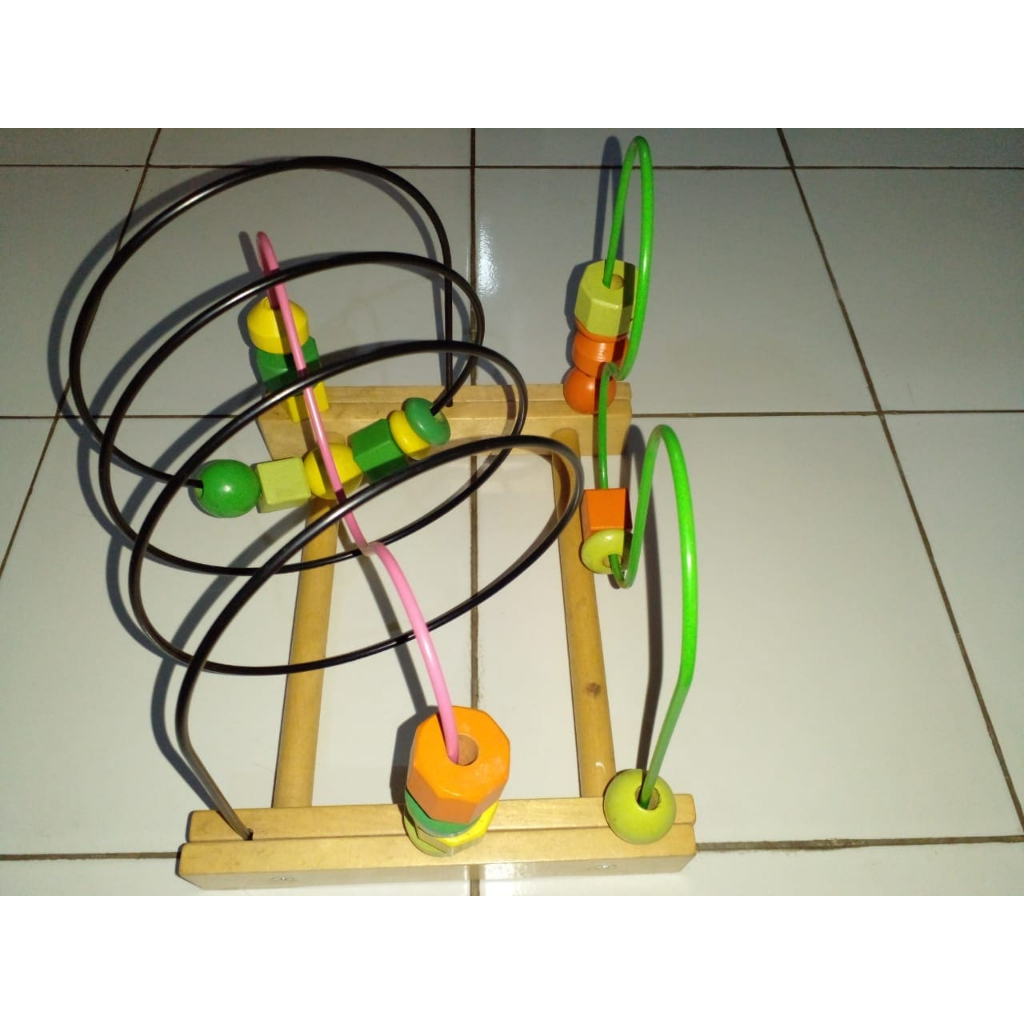 Mainan Edukatif Wire Bead Maze (Maze Kawat dan Manik-Manik)