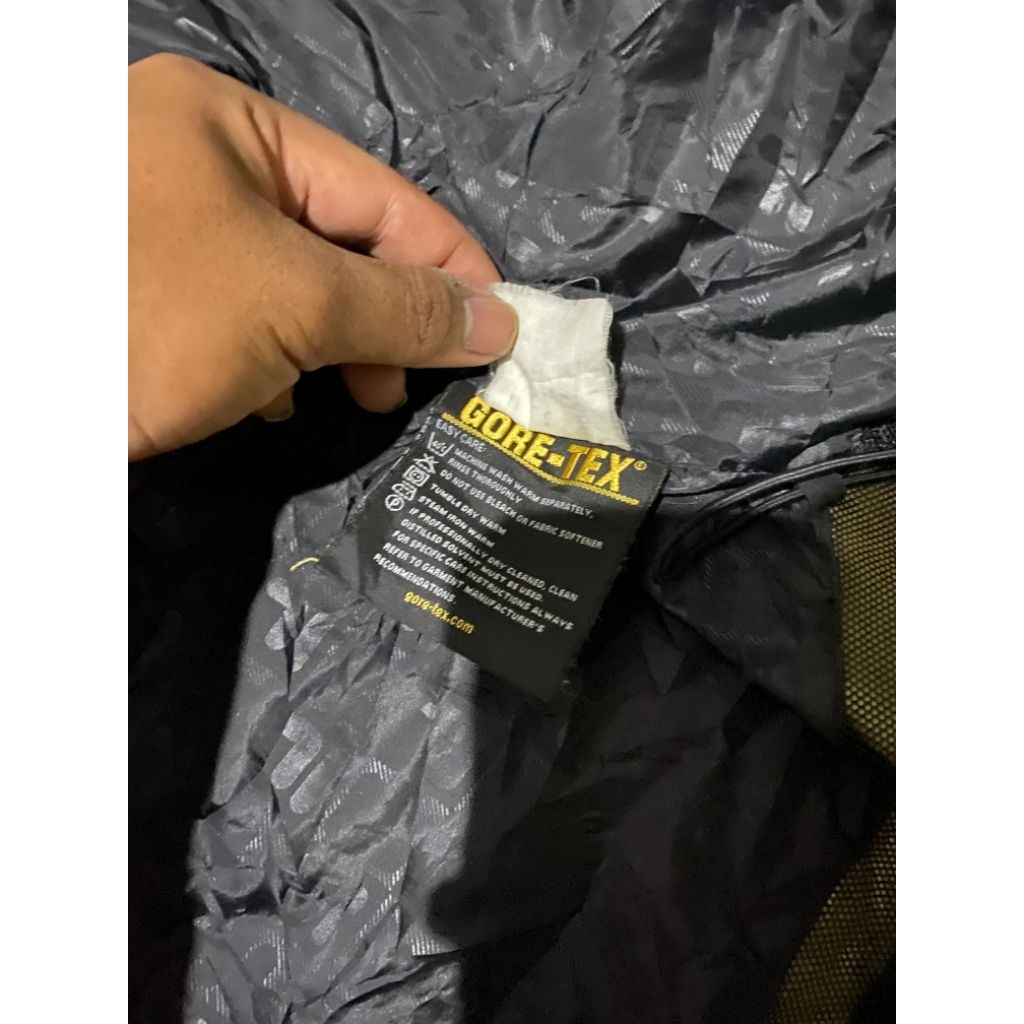 jaket Fila outdoor gore-tex 100%ori