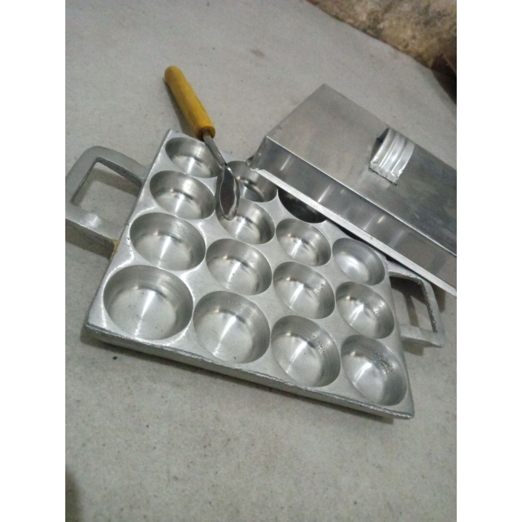 Cetakan Takoyaki telur congkel