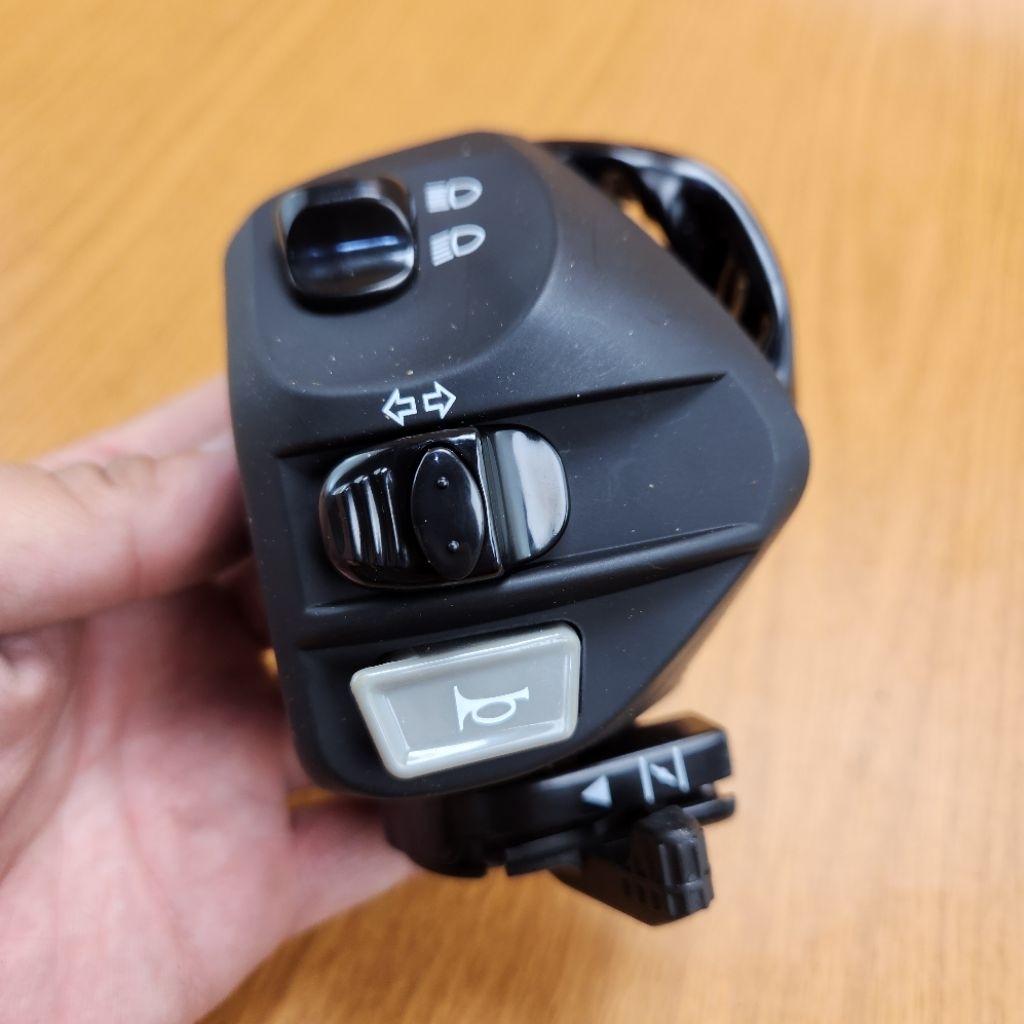 saklar kiri yamaha mio sporty original