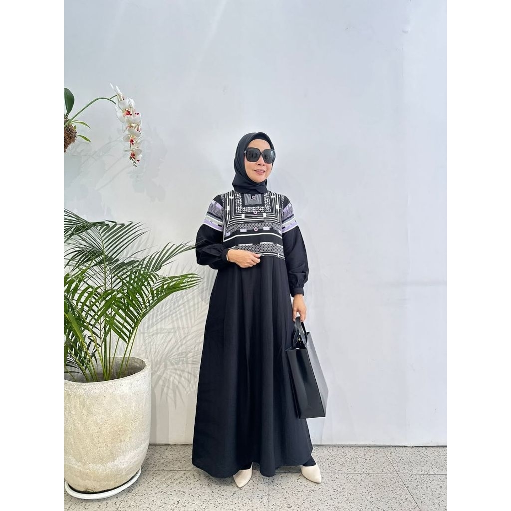 MILLIS | LUNORA ABAYA DFR