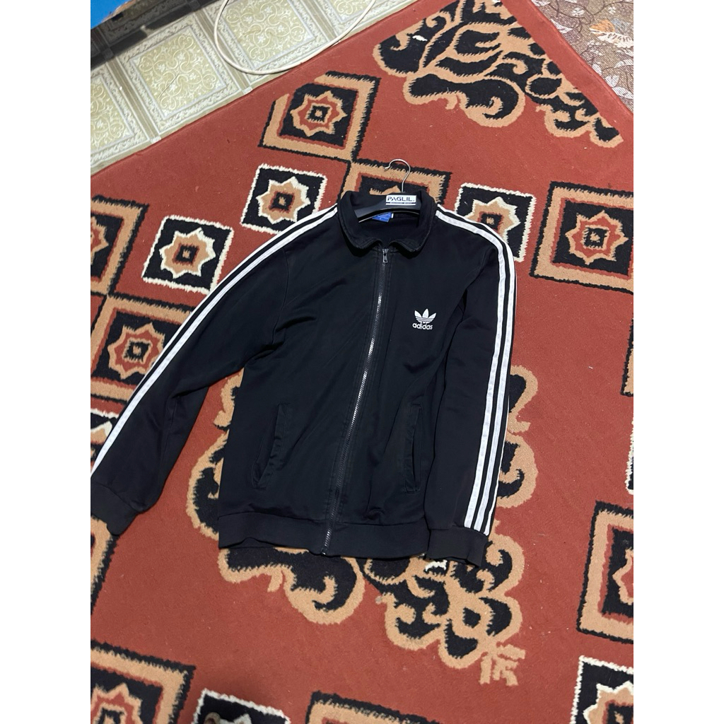 tracktop adidas bunga