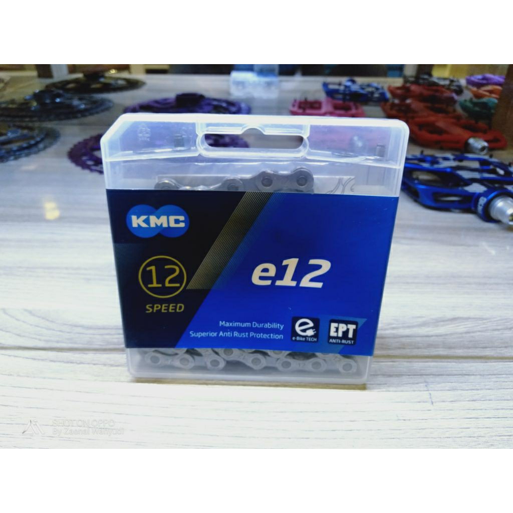 Rantai KMC e12 EPT For E Bike 12 Speed Length 130 Links Color EPT