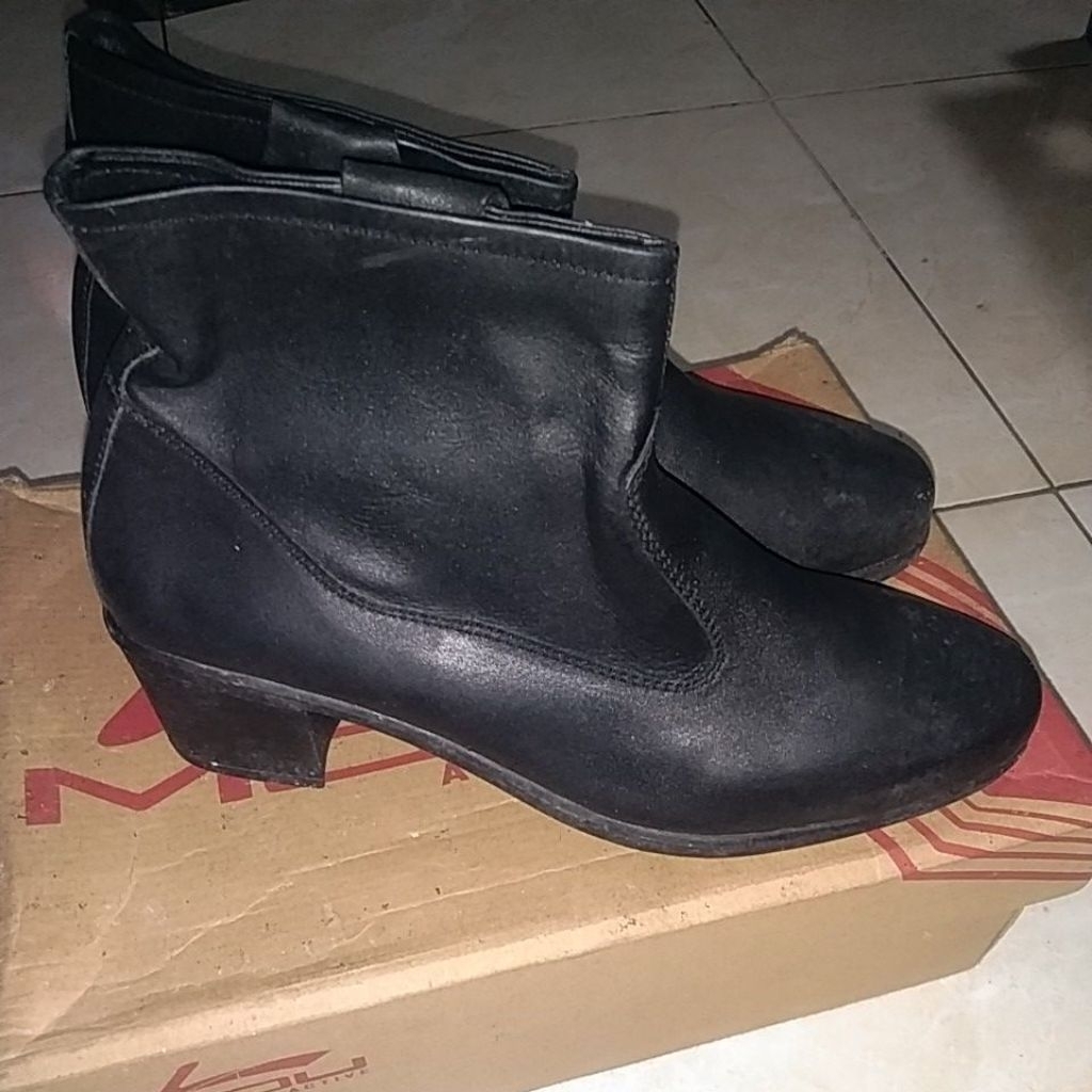 sepatu pdl wanita polwan
