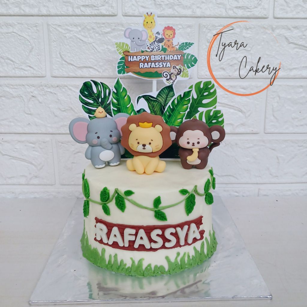 

Cake Tema Zoo | Harga Untuk 3 pcs hewan |Cake Tema Safari | Custom Cake Bandung