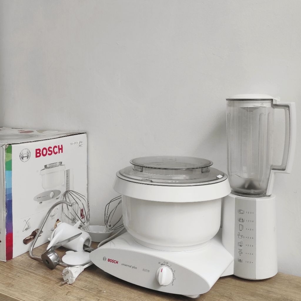 Mixer roti kue Bosch universal mum6n11