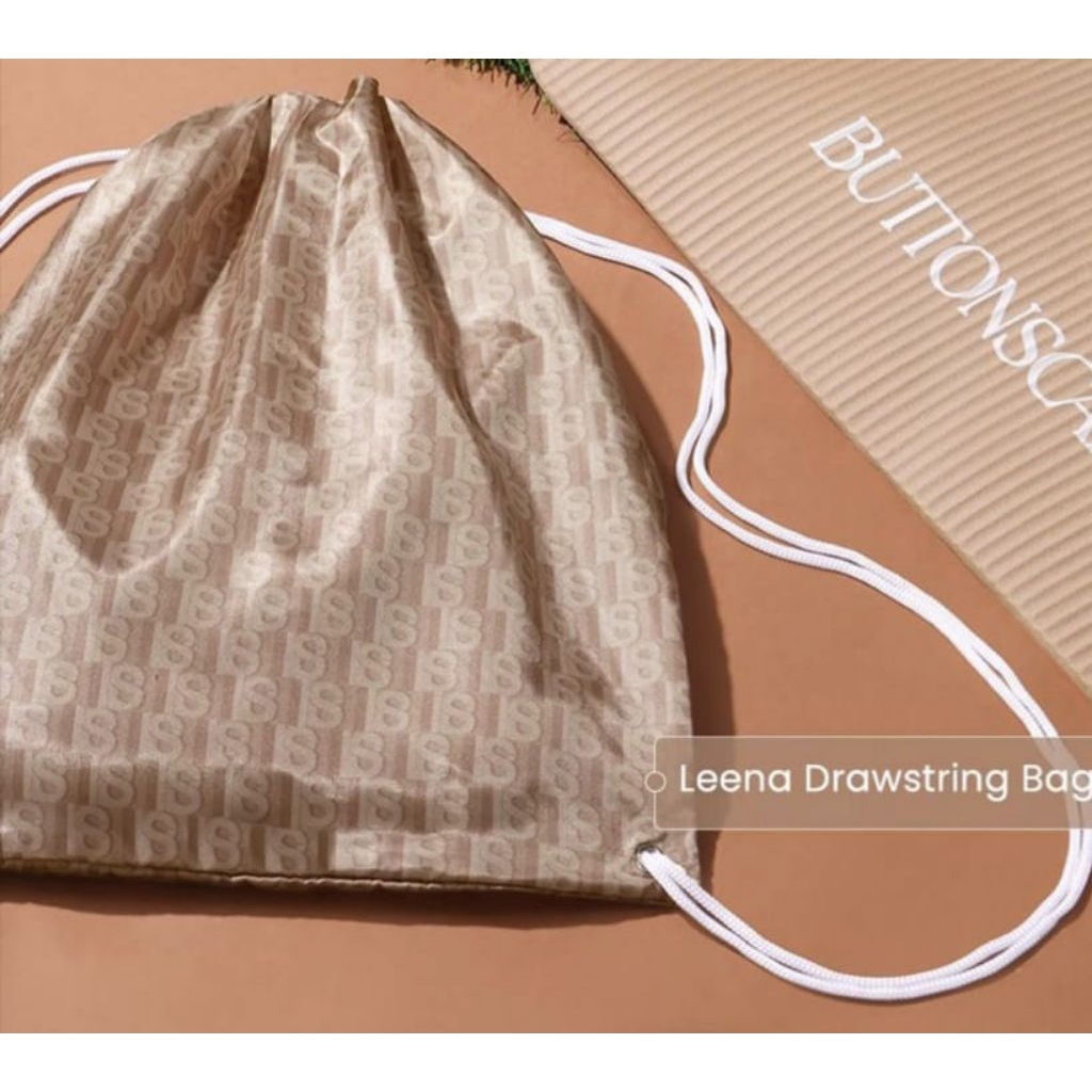 Leena Drawstring bag buttonscarves