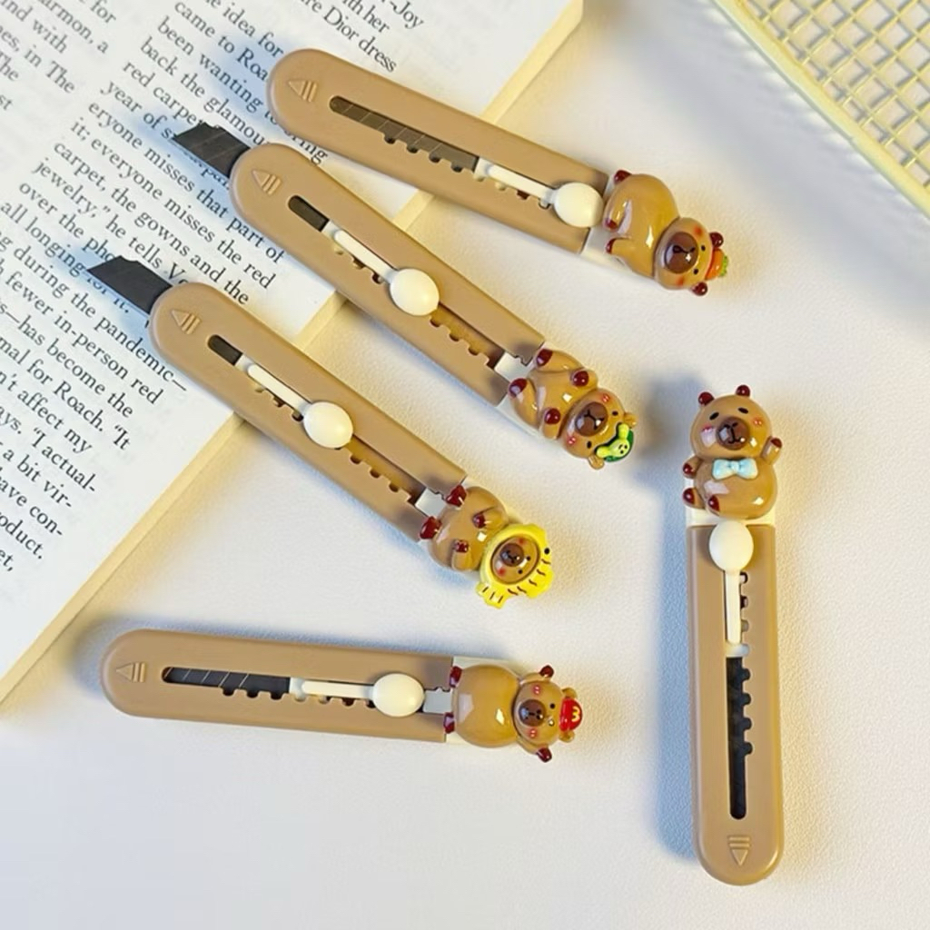

Mini Cutter CUTE CAPYBARA Portable Cute Cutter Kecil Knife Mini