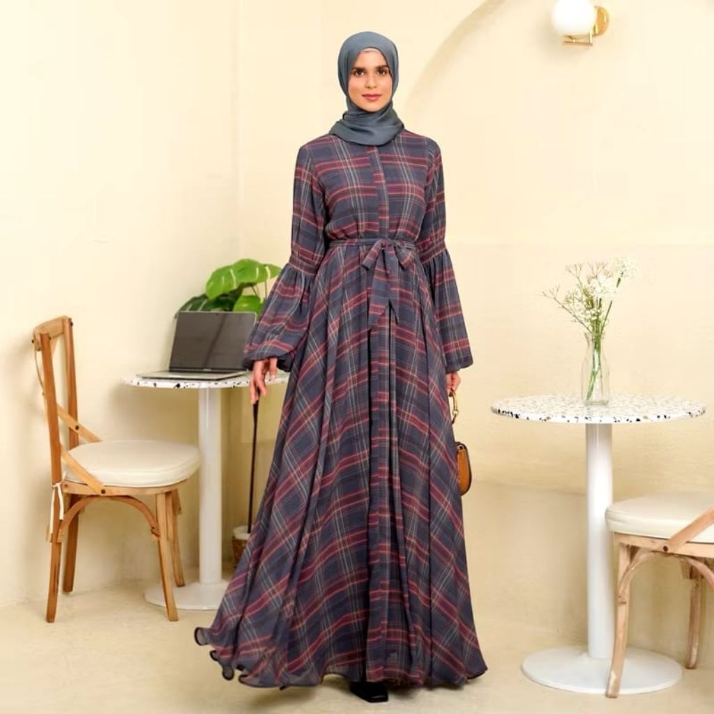 PRELOVED HEAVENLIGHT BY ZERINA BANU