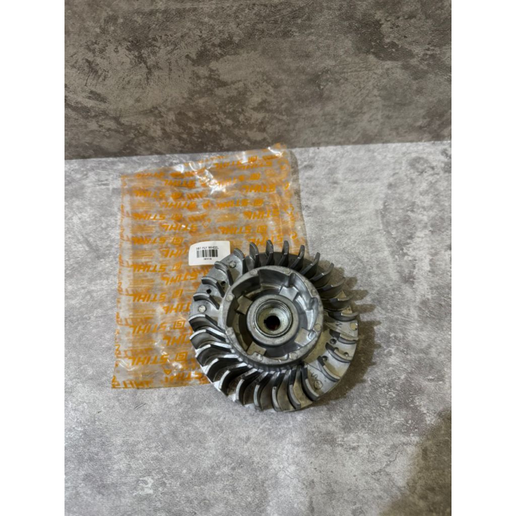FLYWHEEL MAGNET MS-380 MS-381 STIHL ORIGINAL